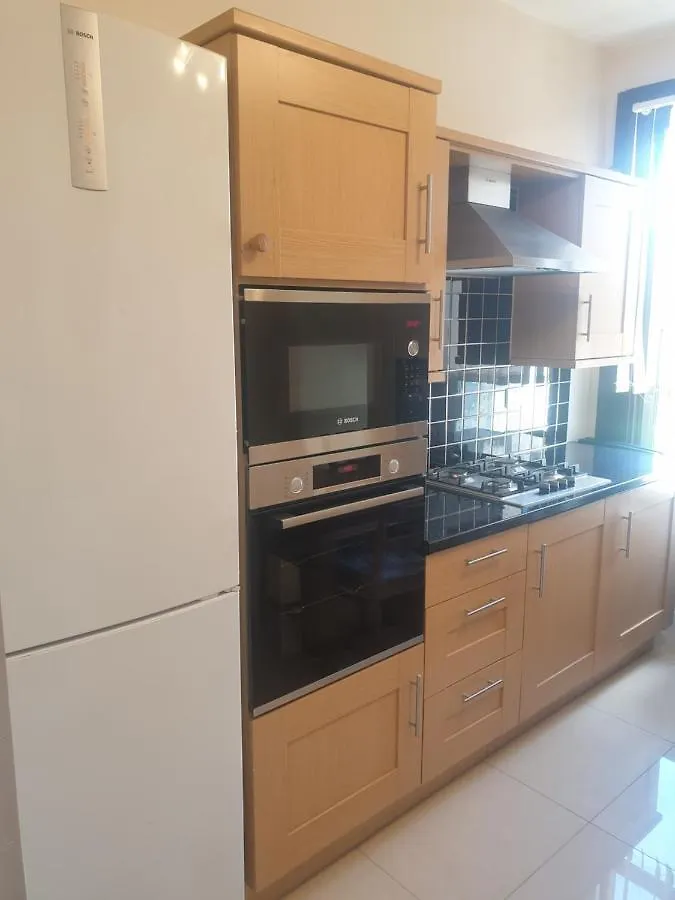 London Luxury 2 Bedroom Apartment 5 Min From Tube Station With Free Parking Wanstead