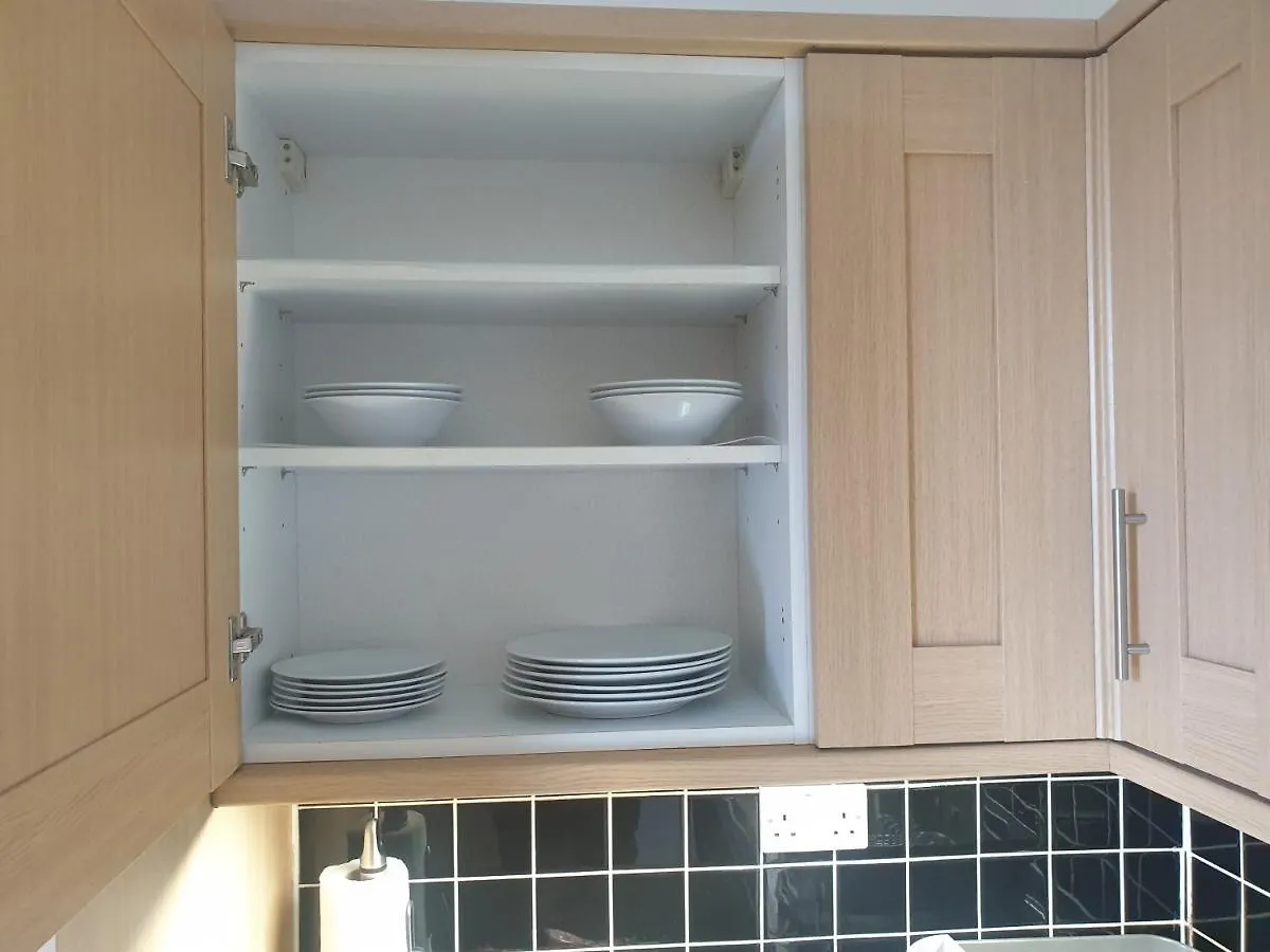 Wanstead London Luxury 2 Bedroom Apartment 5 Min From Tube Station With Free Parking בריטניה